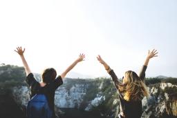 از اسکرول تا رزرو؛ تیک‌تاک چطور به قطب‌نمای سفر نسل Z تبدیل شد؟