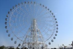 بزرگ‌ترین چرخ‌وفلک غرب کشور افتتاح شد