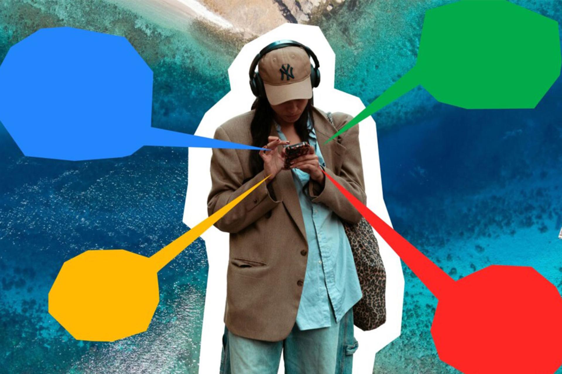 فردی با کلاه لبه‌دار و هدفون در حال کار با گوشی