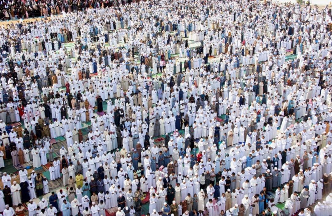نمازگزاران اهل مومباسا، کنیا در روز عید فطر