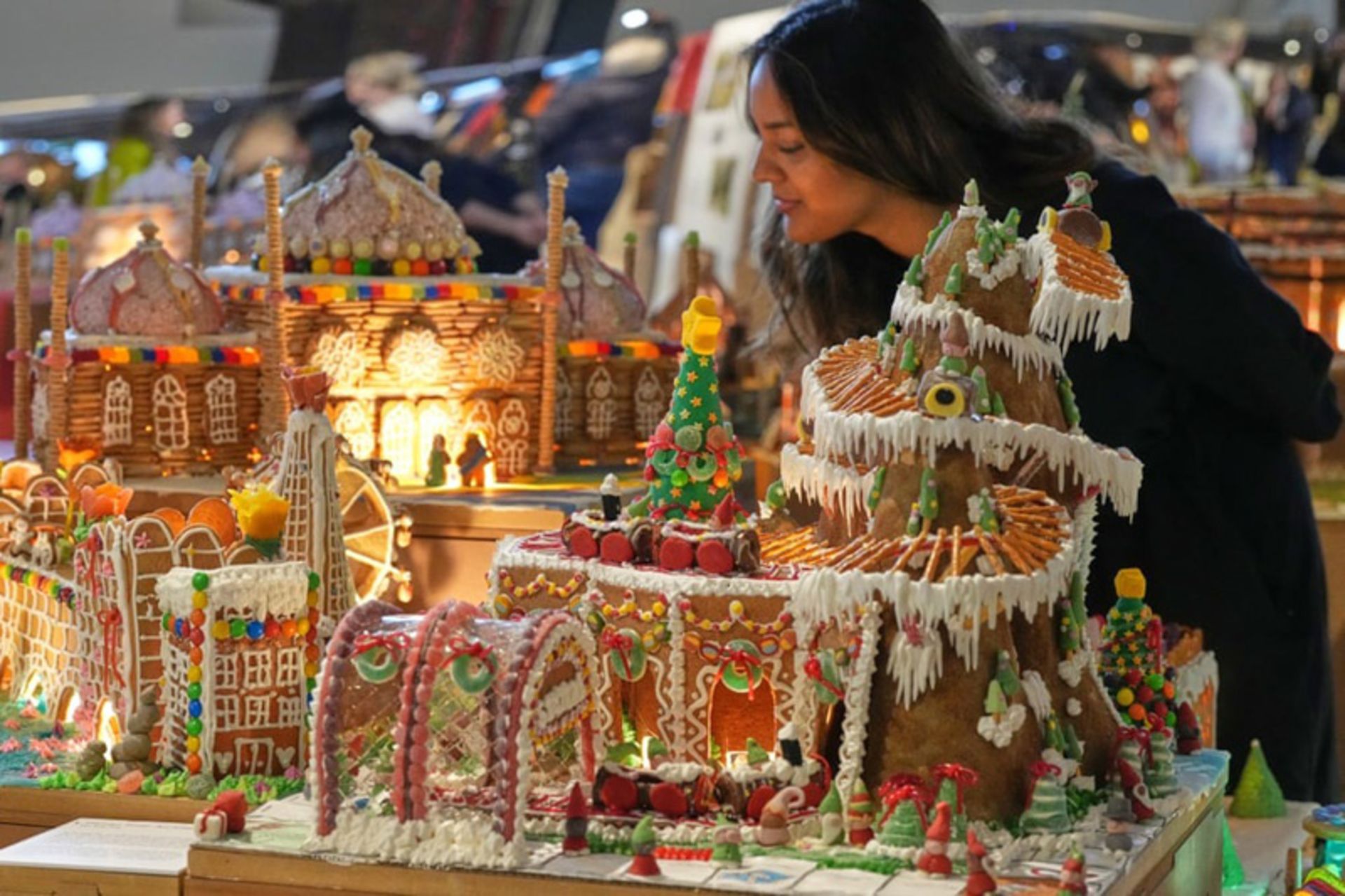 نمایشگاه شهر نان زنجبیلی در لندن