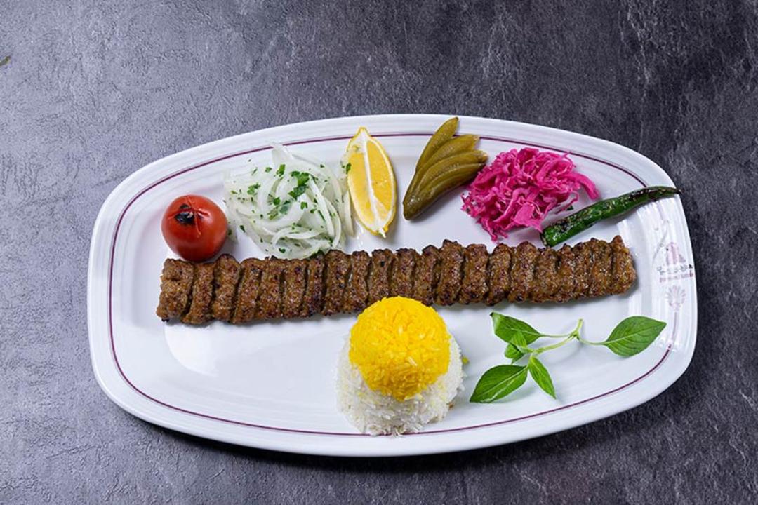چلوکباب مخصوص رستوران پارسه هتل پارسیان آزادی تهران