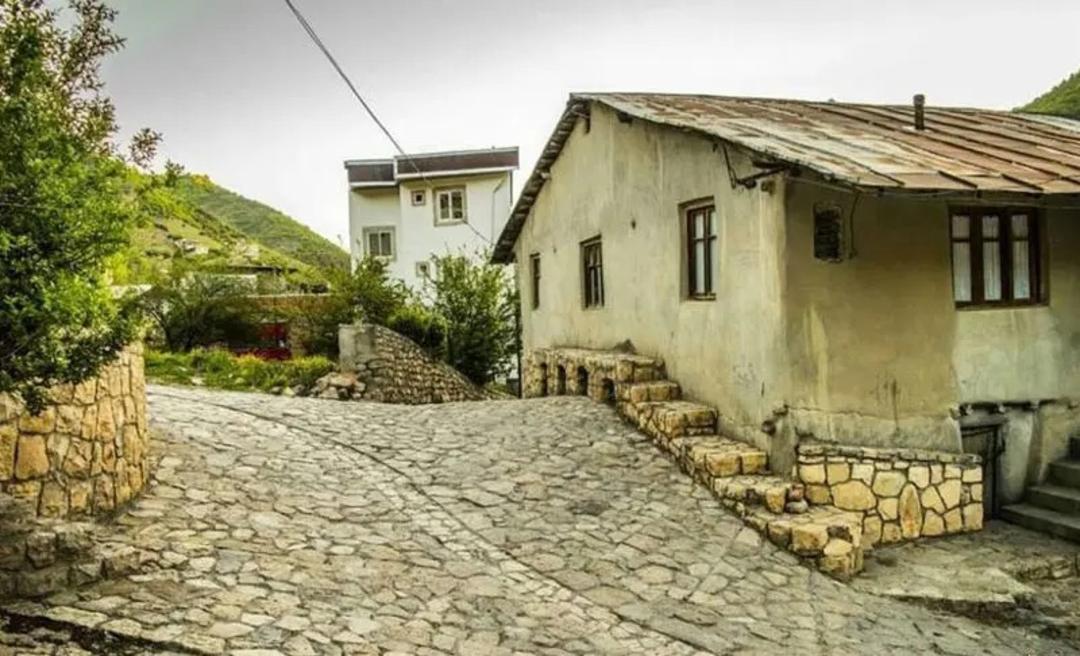 بافت تاریخی روستای زیارت