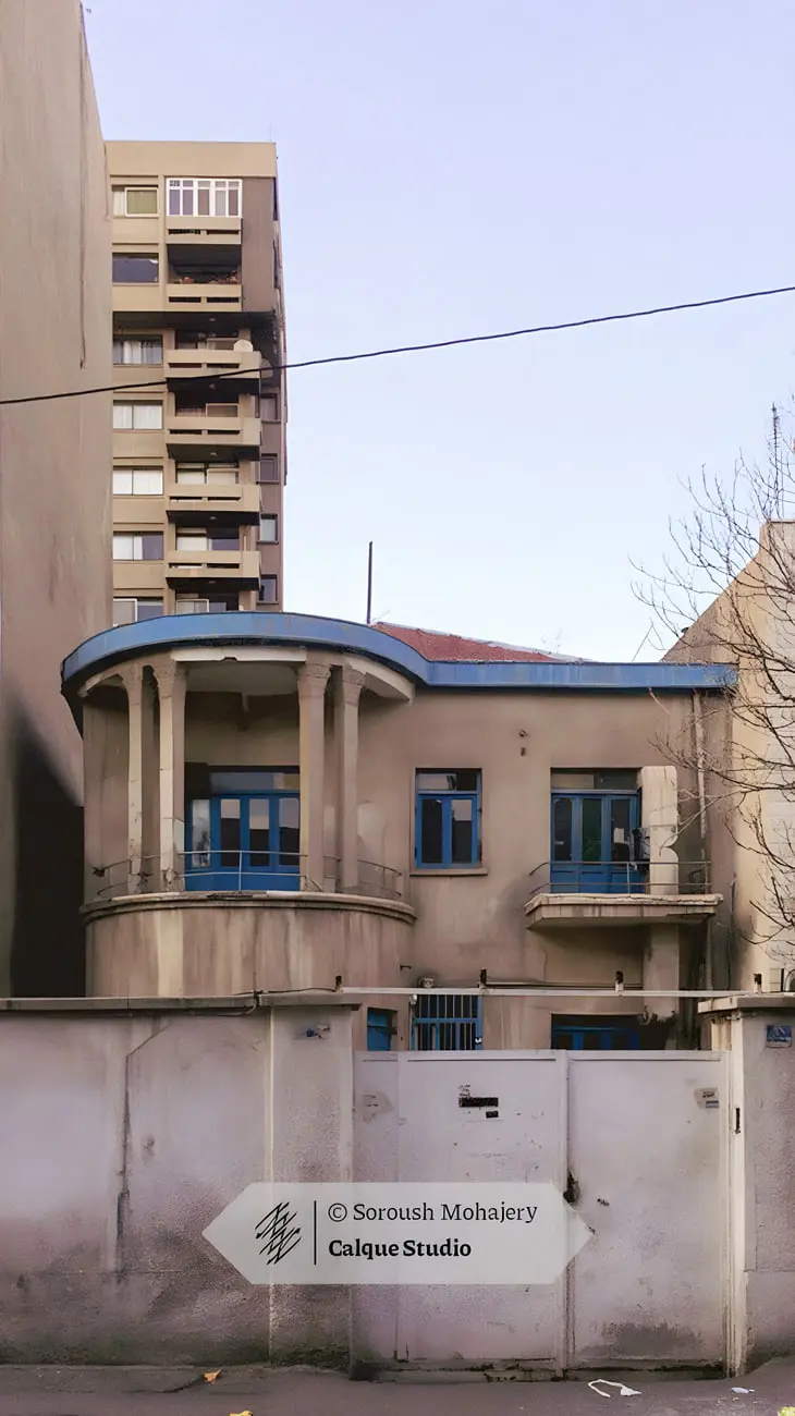 خانه قدیمی با معماری کلاسیک در کوچه اردلان تهران