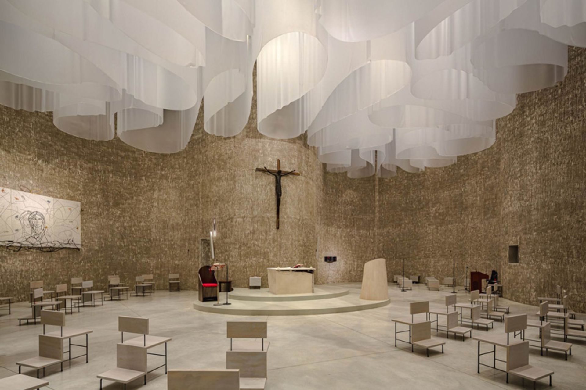 سالن اصلی کلیسای سانتا ماریا گورتی