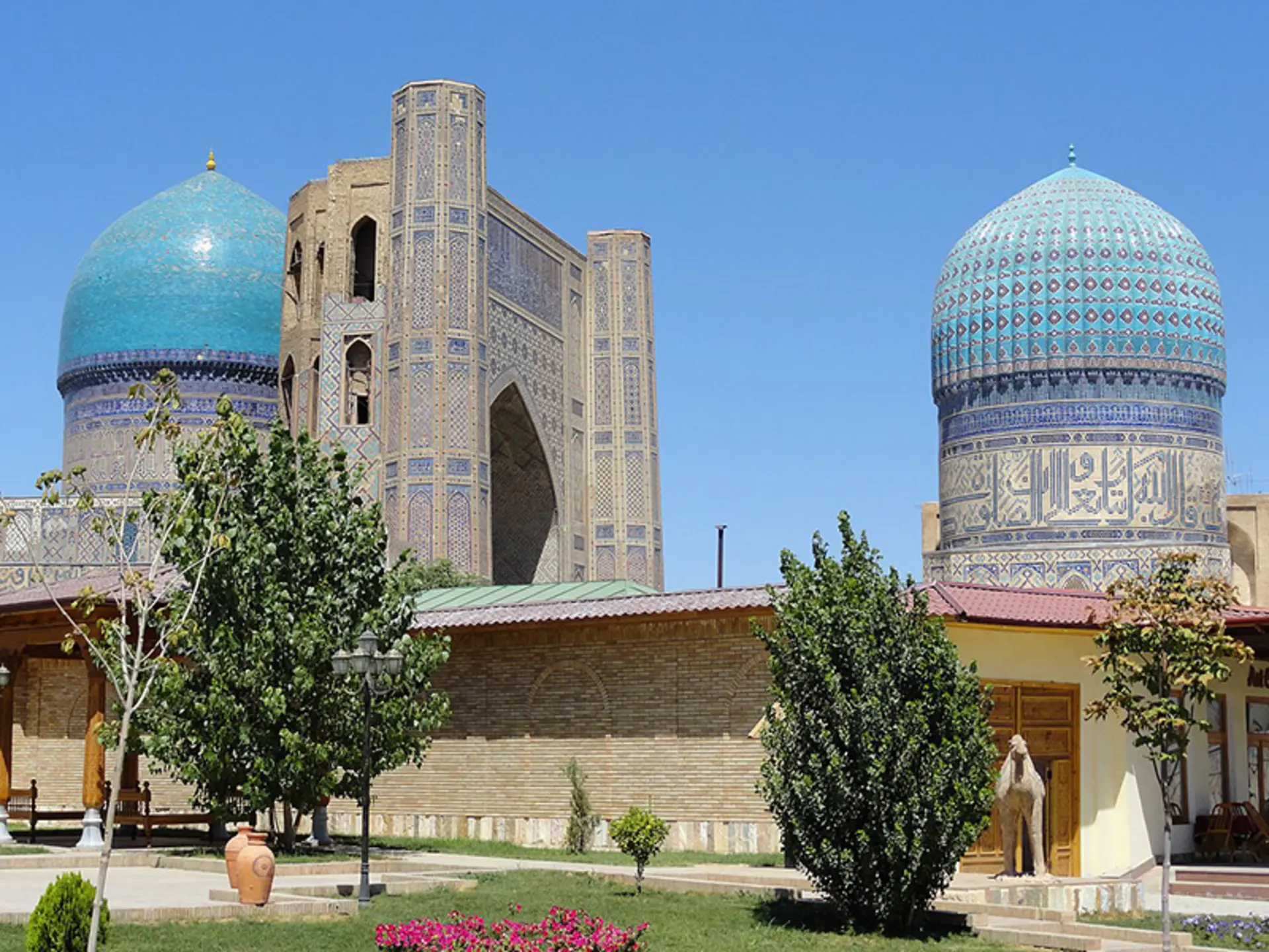 مسجد بی‌بی خانم در سمرقند ازبکستان از آثار دوره تیموری