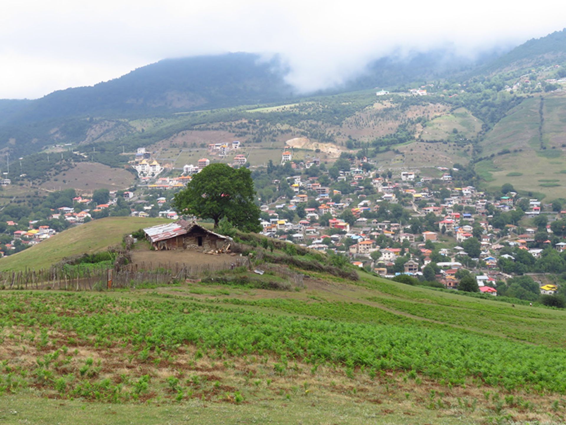 چشم انداز خانه های روستای سنگچال