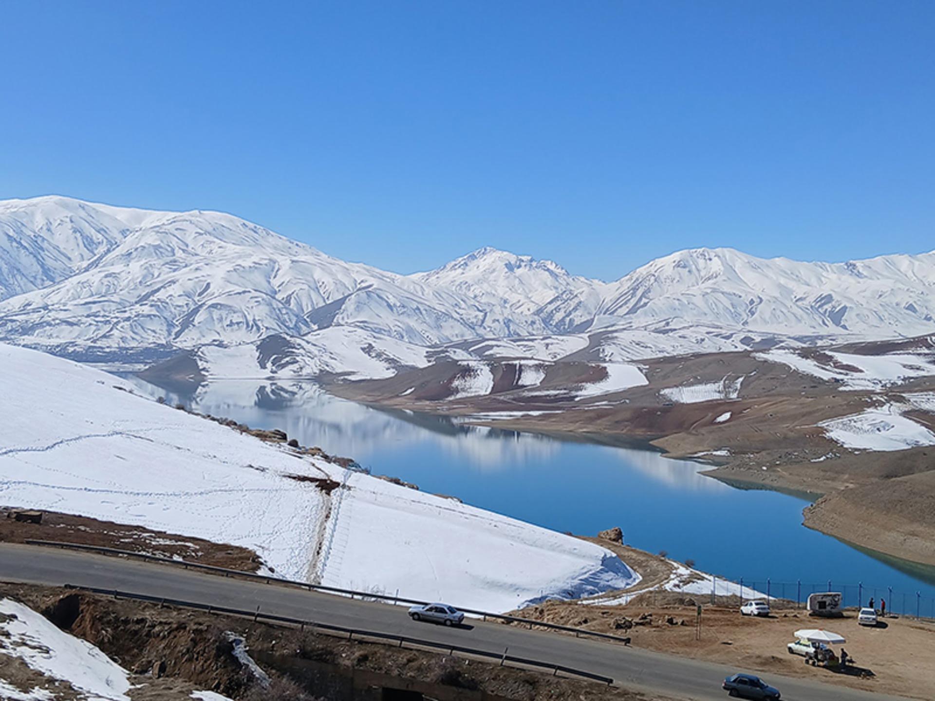 منظره زمستانی سد شهرچایی ارومیه