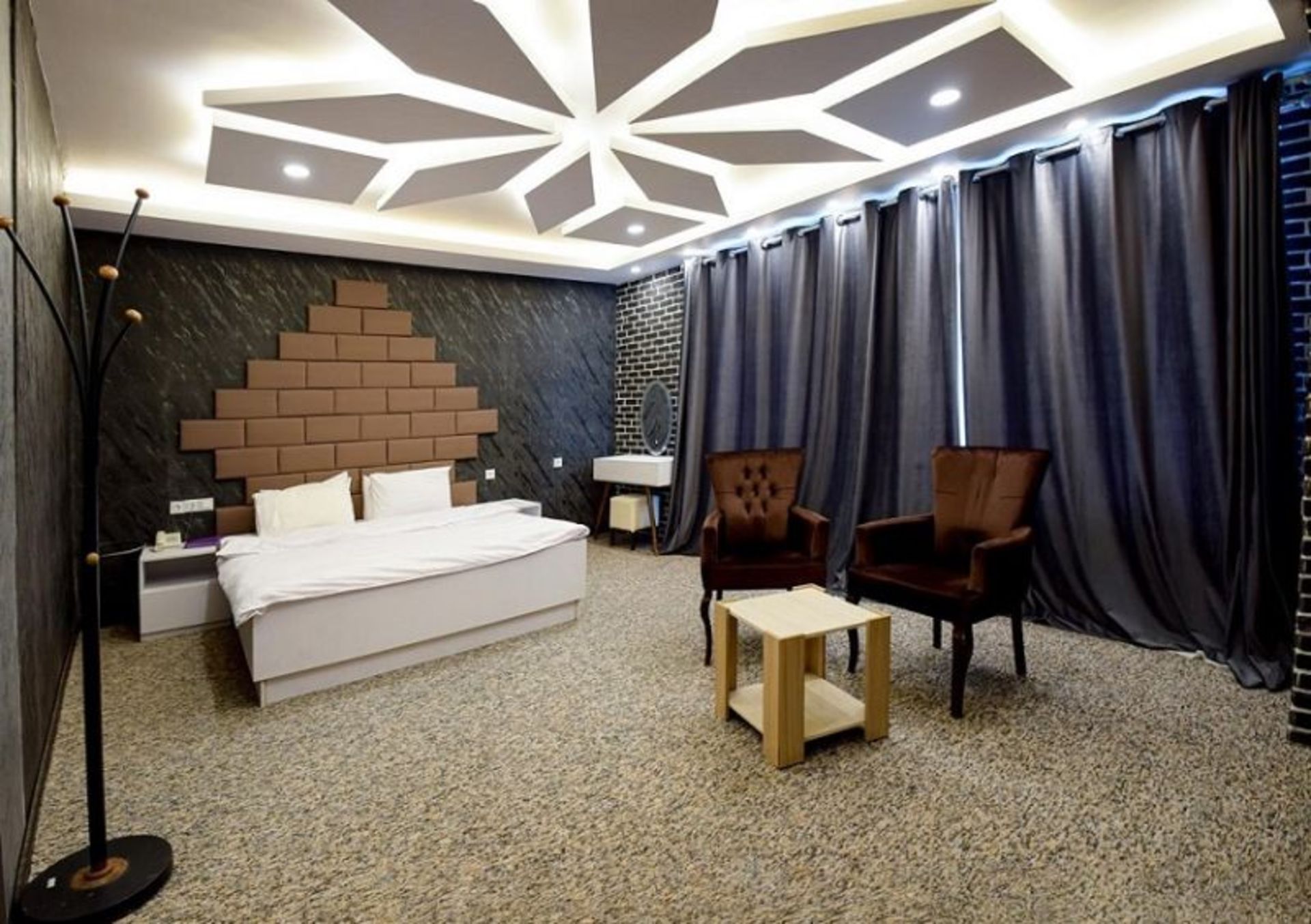 امکانات اتاق هتل سینگو قشم