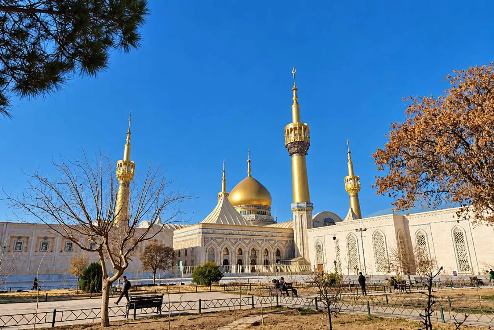 راهنمای سفر یک روزه به ورامین