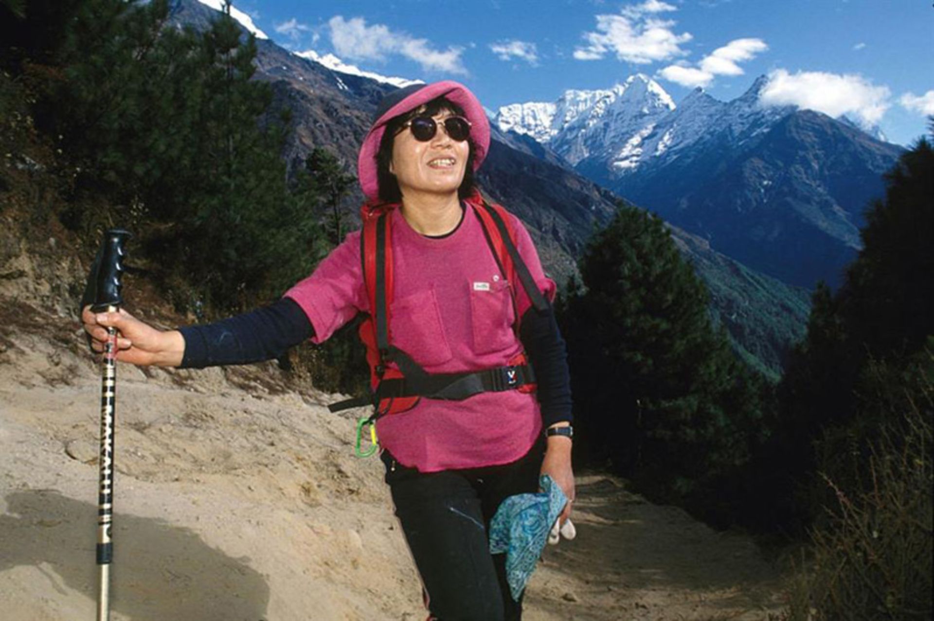 کوهنورد ژاپنی در کوهستان