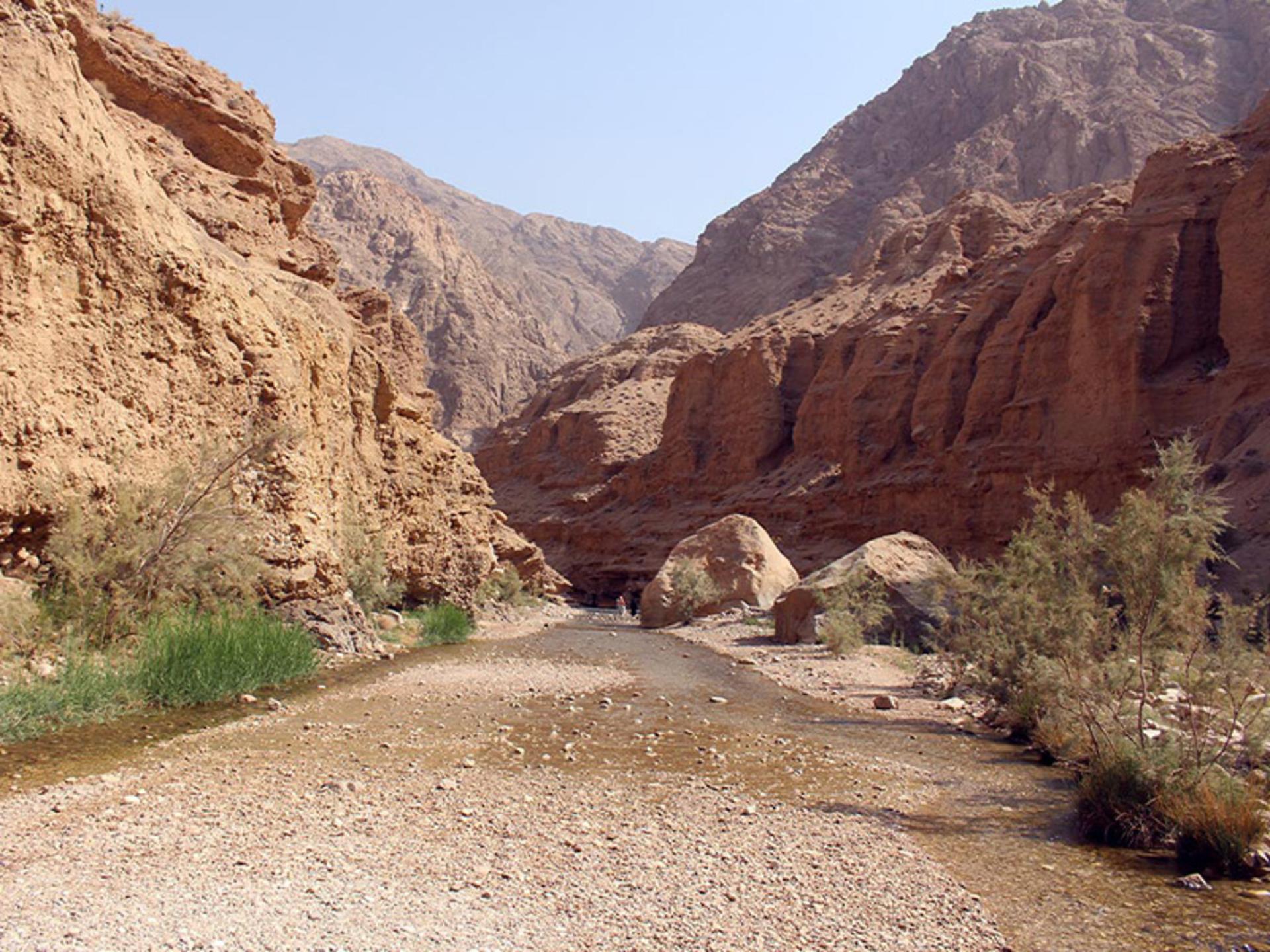 ورودی دره کال سردر طبس