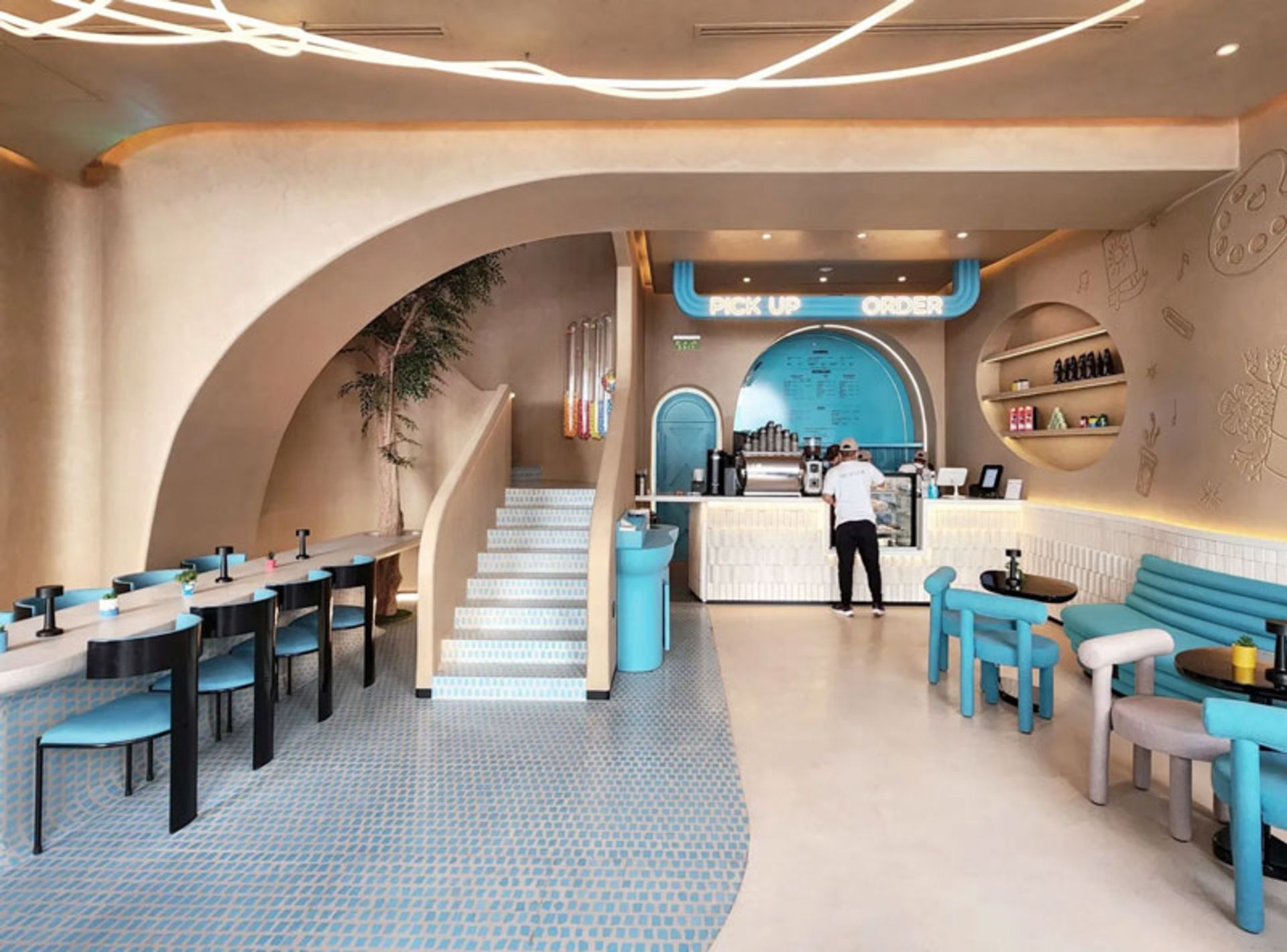 فضای داخلی کافه کازمو ریاض