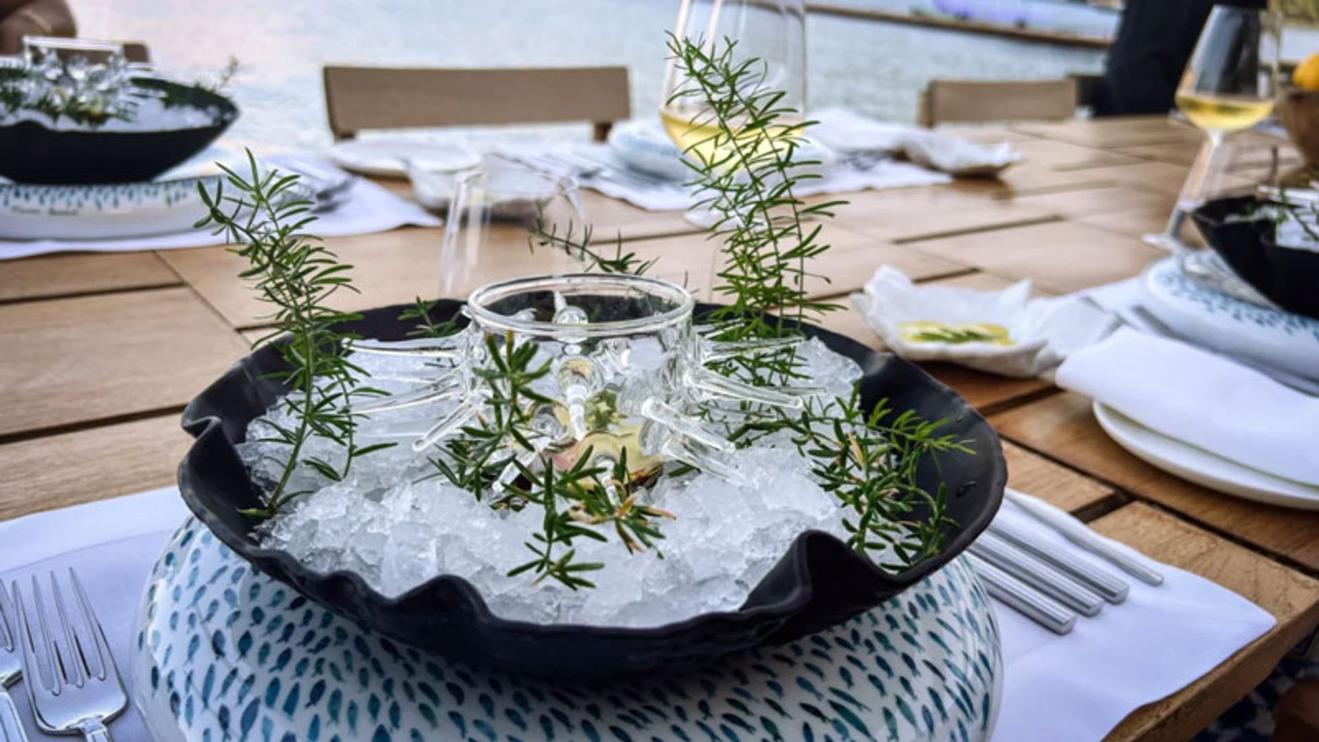 میز غذا در رستوران ویلا ماچاکیزی بدروم