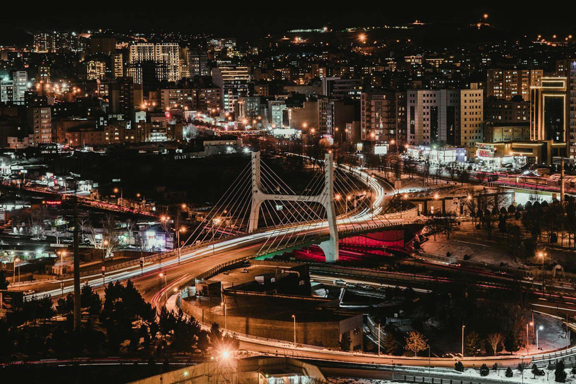 شهر تبریز در شب