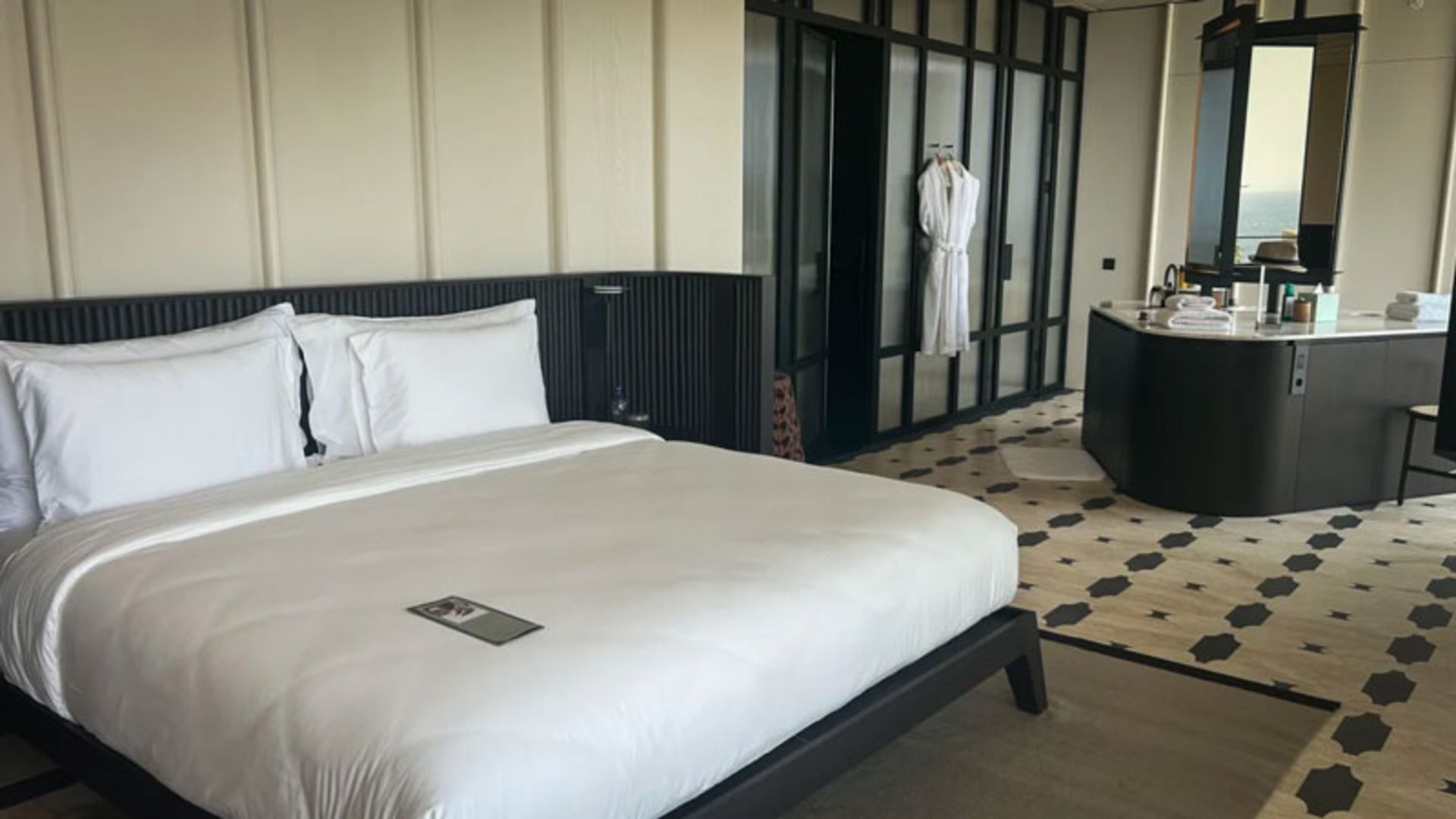 اتاق مکس رویال بدروم