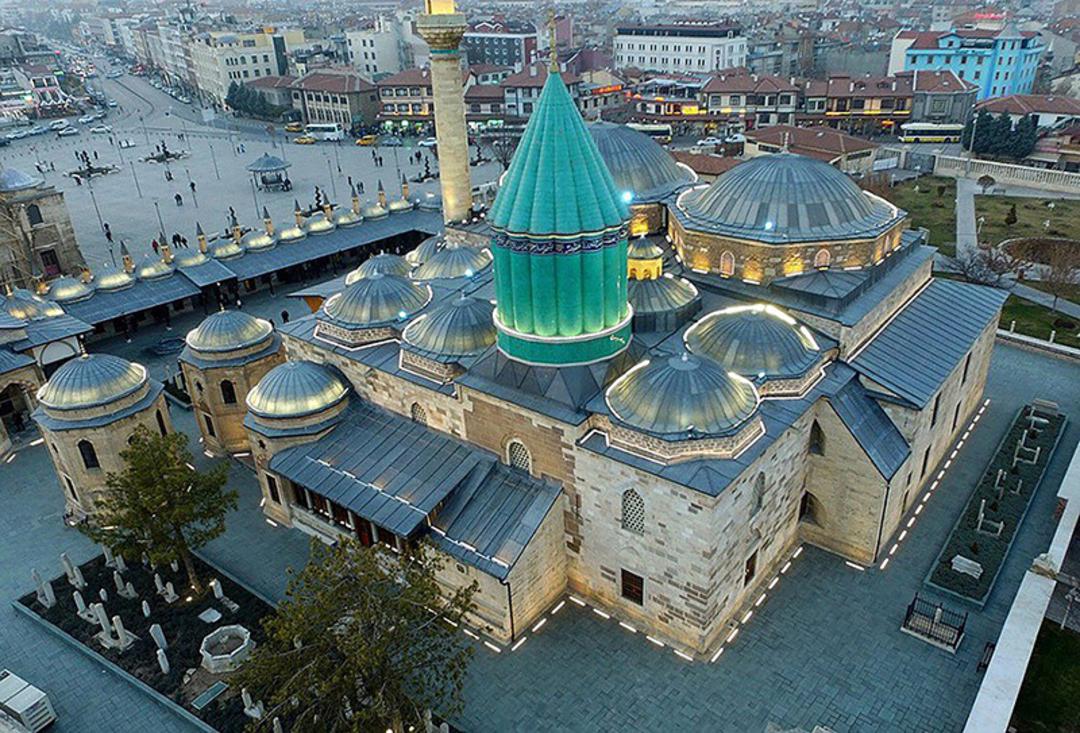 تصویر هوایی از آرامگاه و موزه مولانا