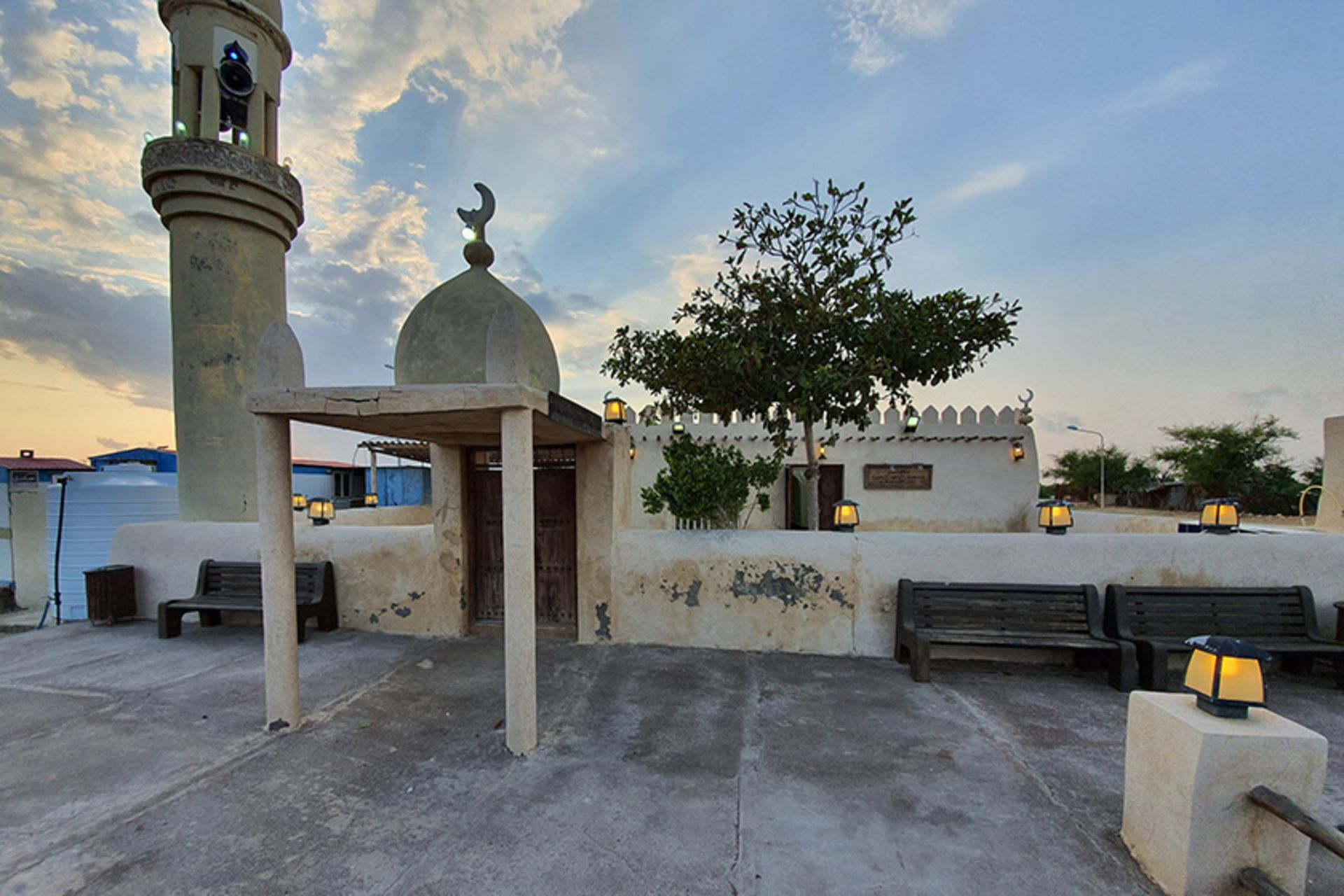 مسجد تاریخی روستای باغو کیش
