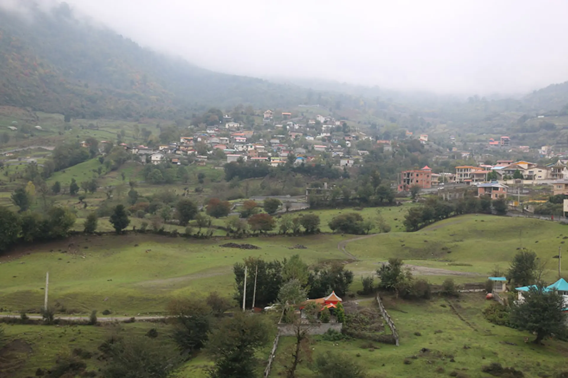 دشت سرسبز روستای لاویج