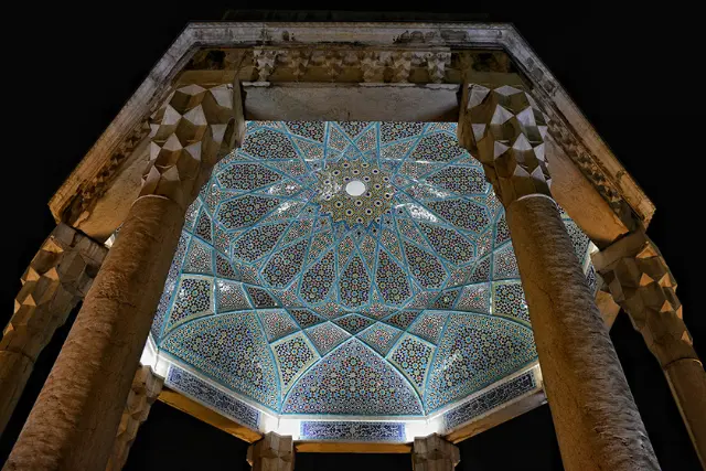 شب در شیراز کجا بریم؟