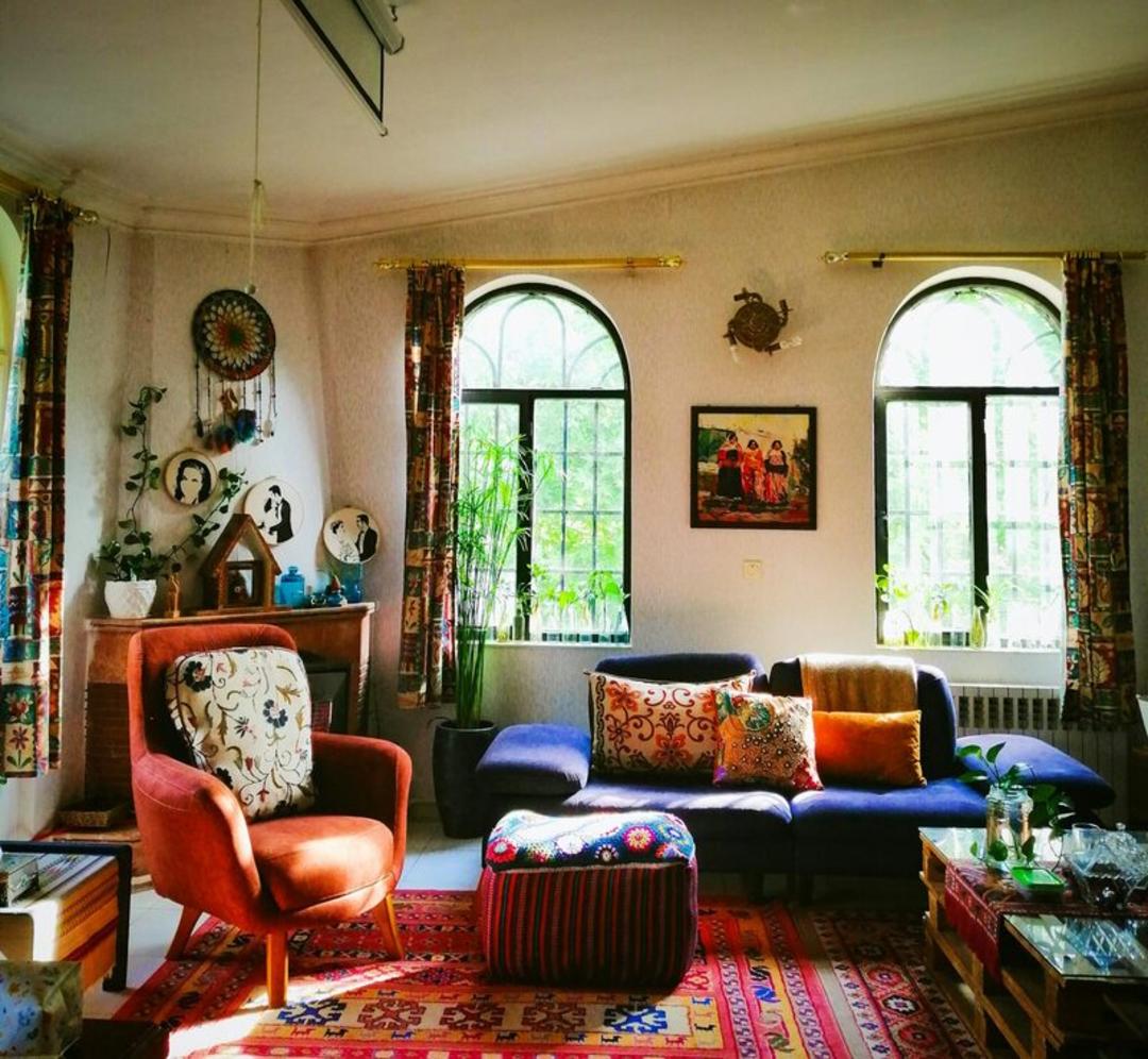 دکور رنگارنگ پذیرایی یک خانه