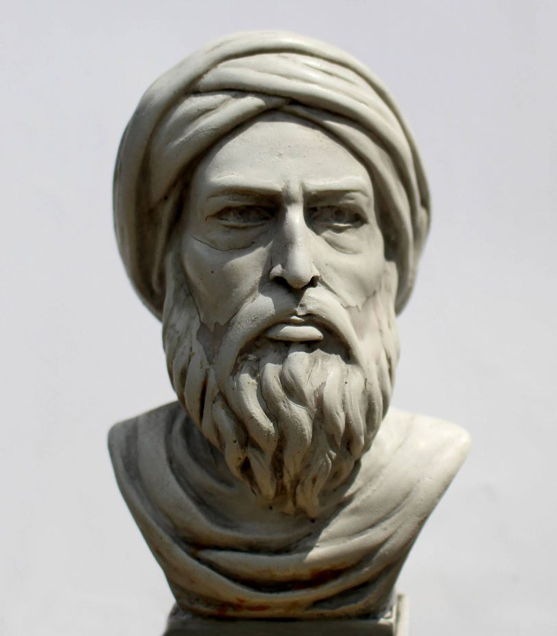 سردیس ناصرخسرو قبادیانی