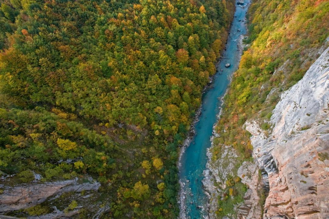 دره رودخانه تارا (Tara River Canyon) در مونته‌ نگرو