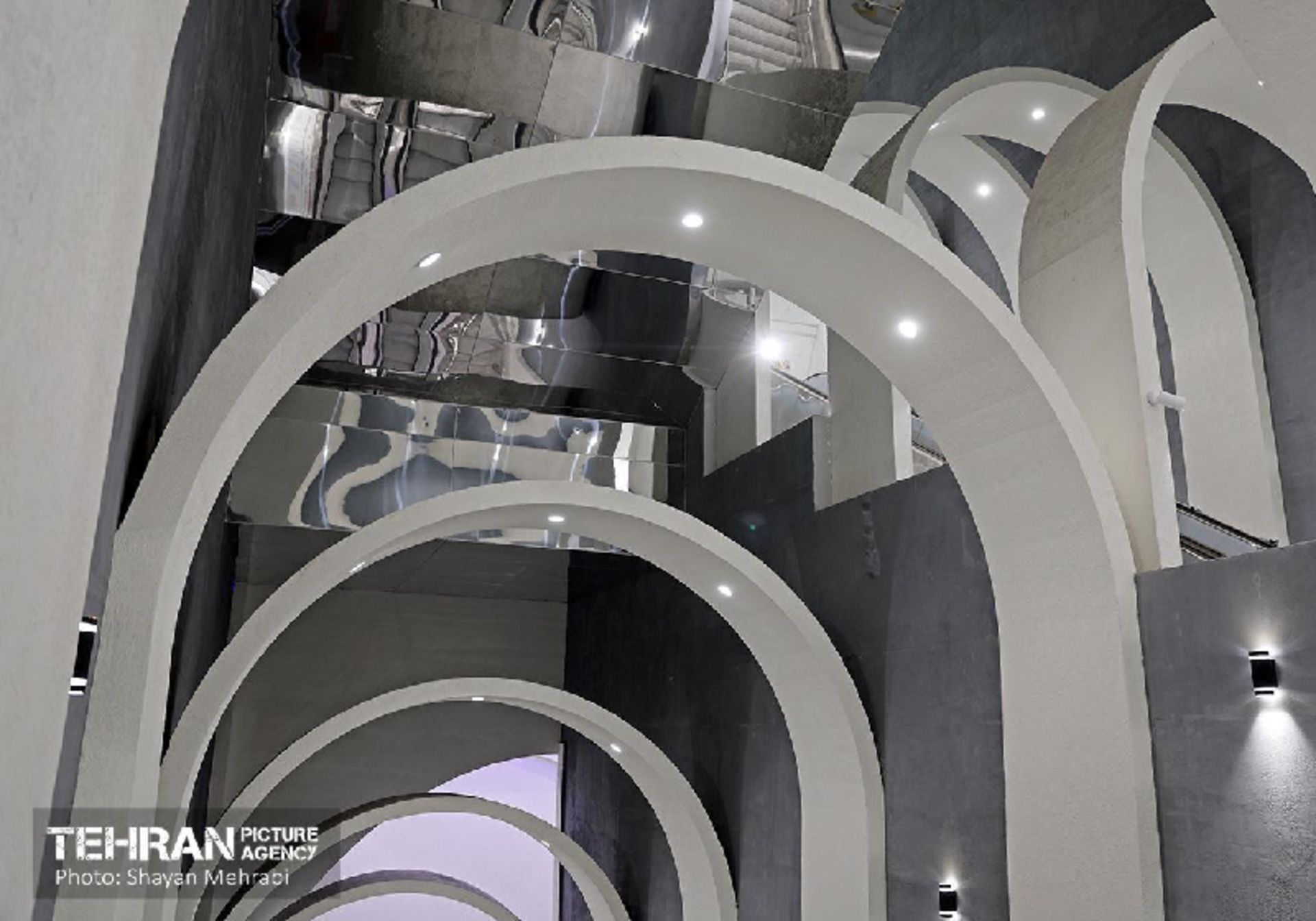 ایستگاه متروی مریم مقدس