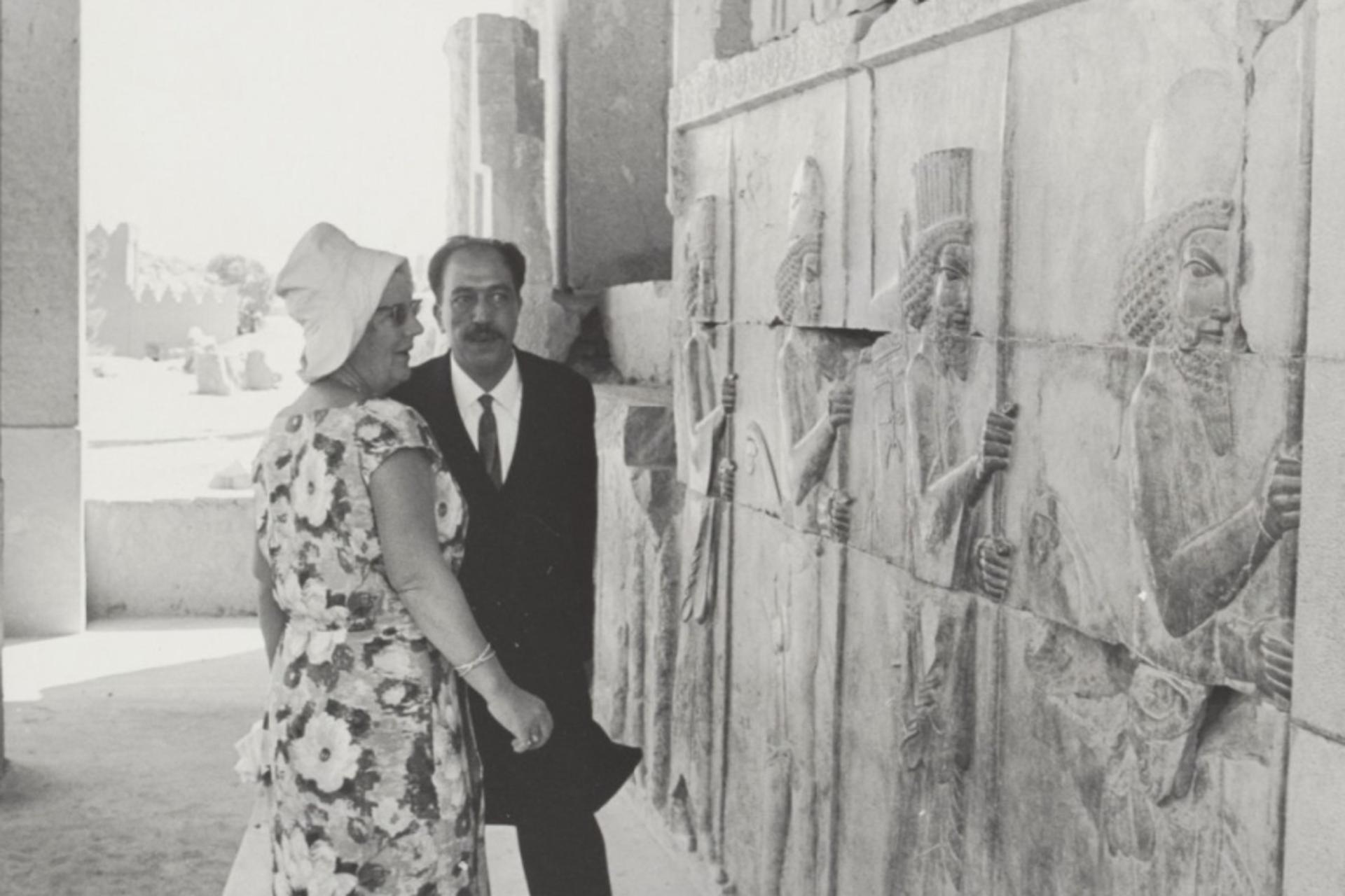 ملکه هلند در تخت جمشید