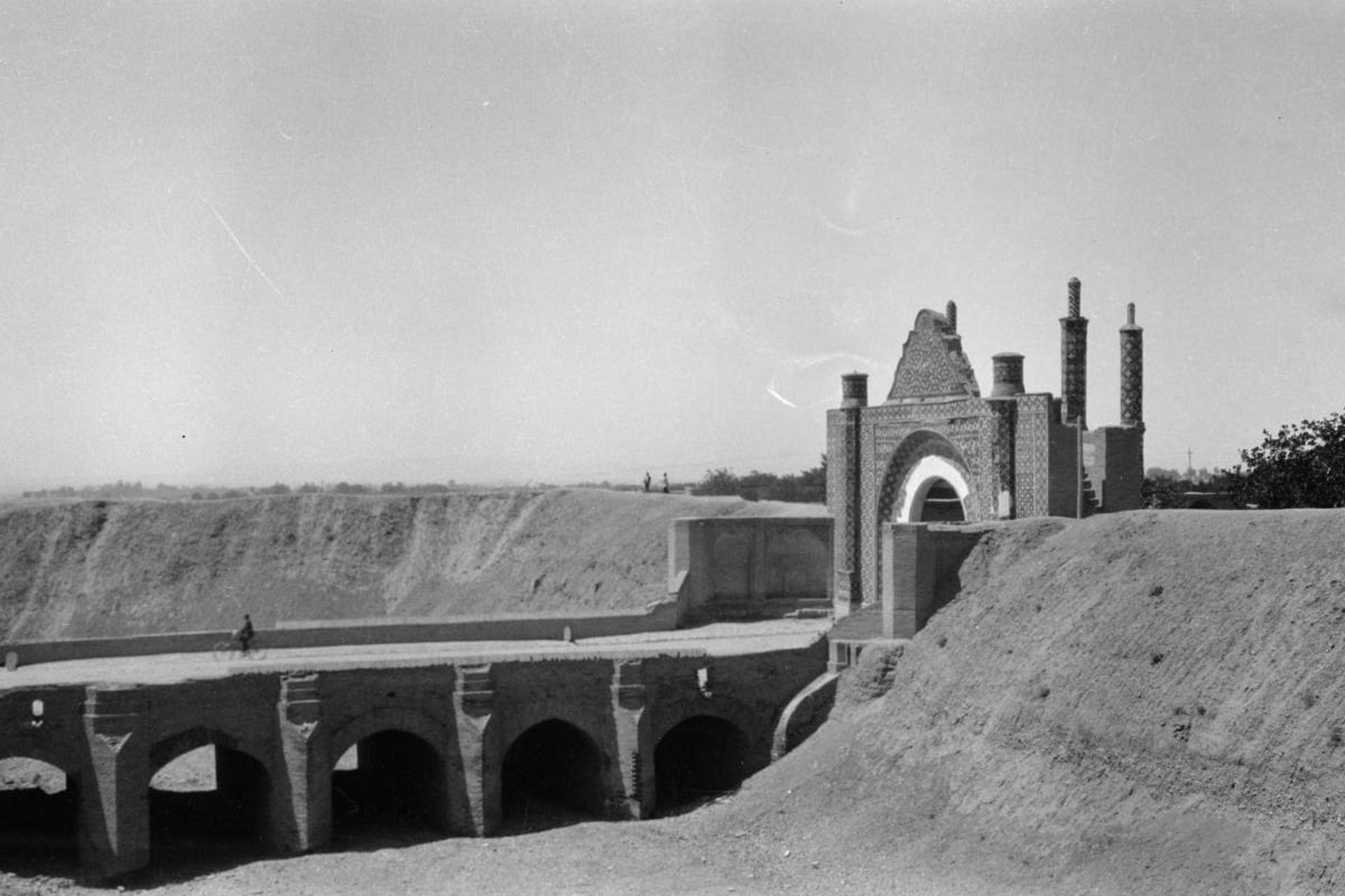 عکس قدیمی از دوشان تپه