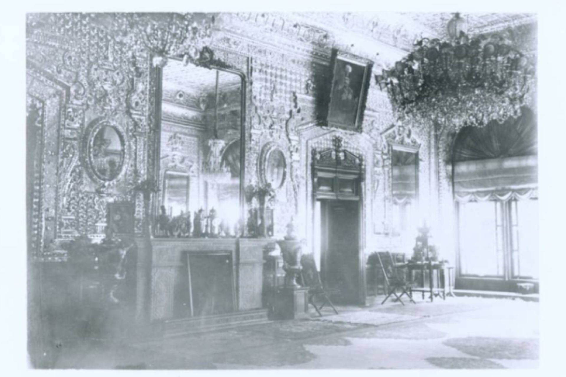 آینه کاری اتاق ناصر الدین شاه