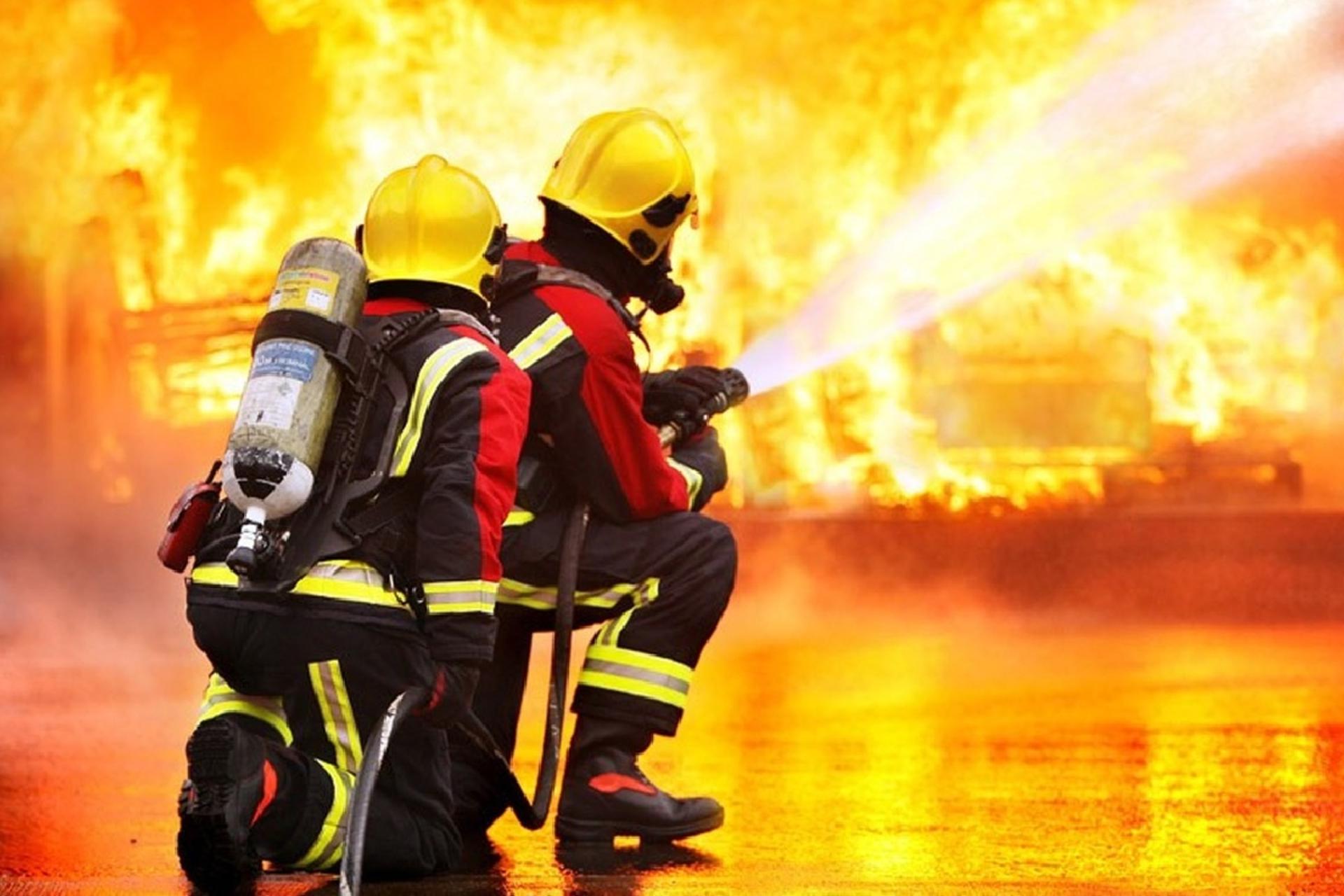 اطفای حریق مسافرخانه