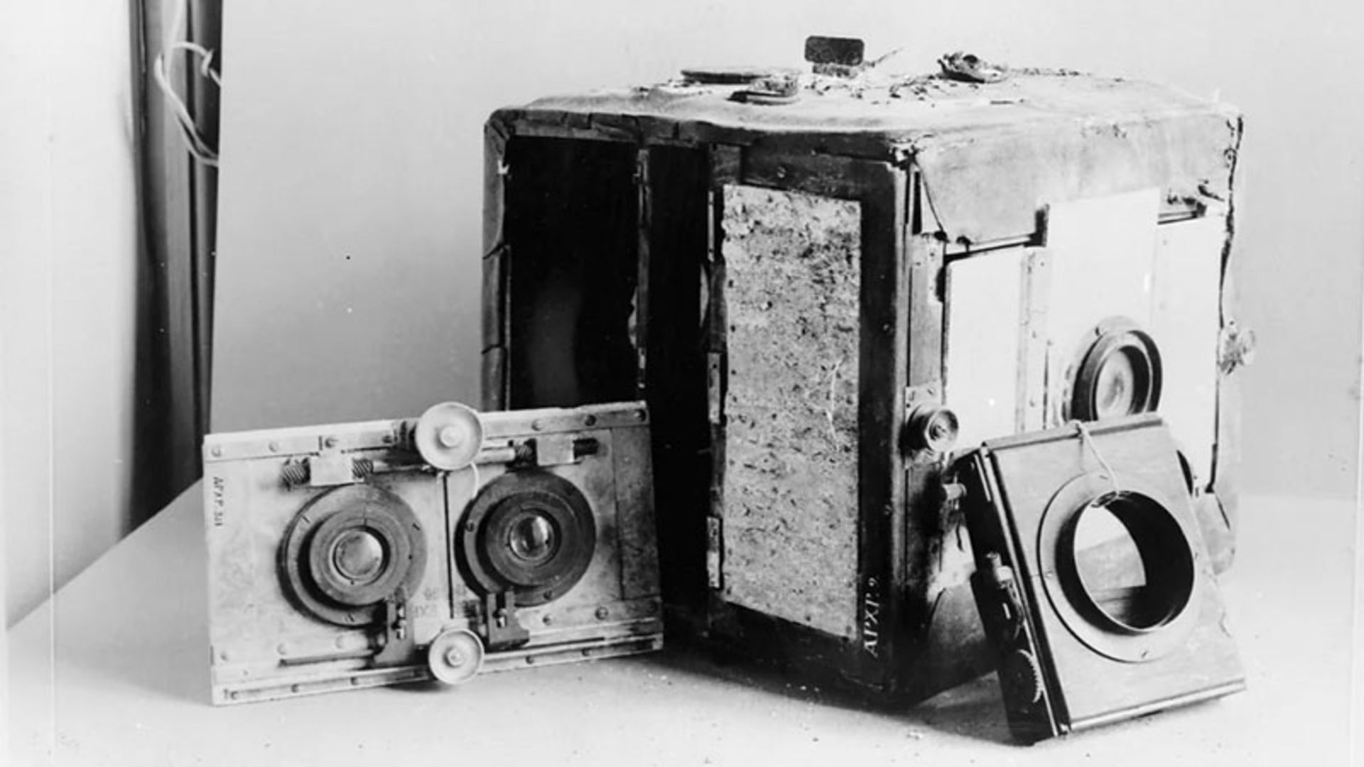 دوربین عکاسی پیداشده در قطب شمال