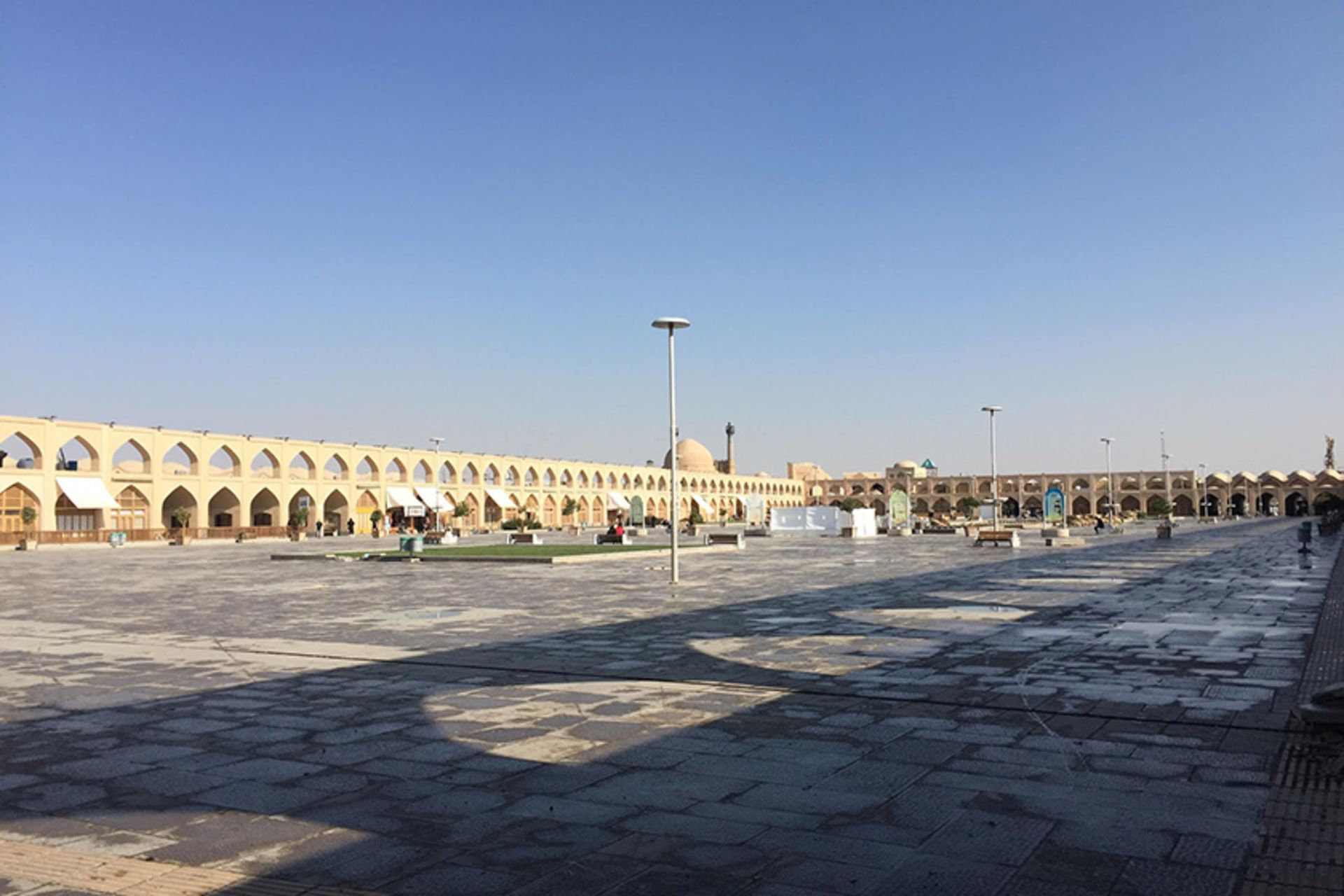 چشم انداز میدان امام علی اصفهان