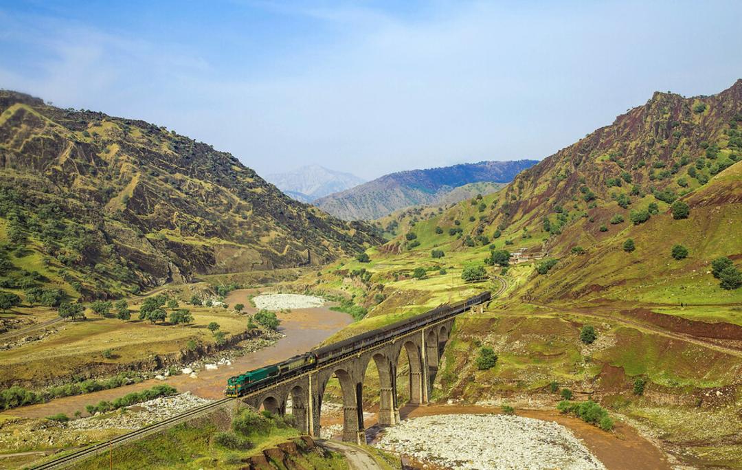 قطار سراسری ایران