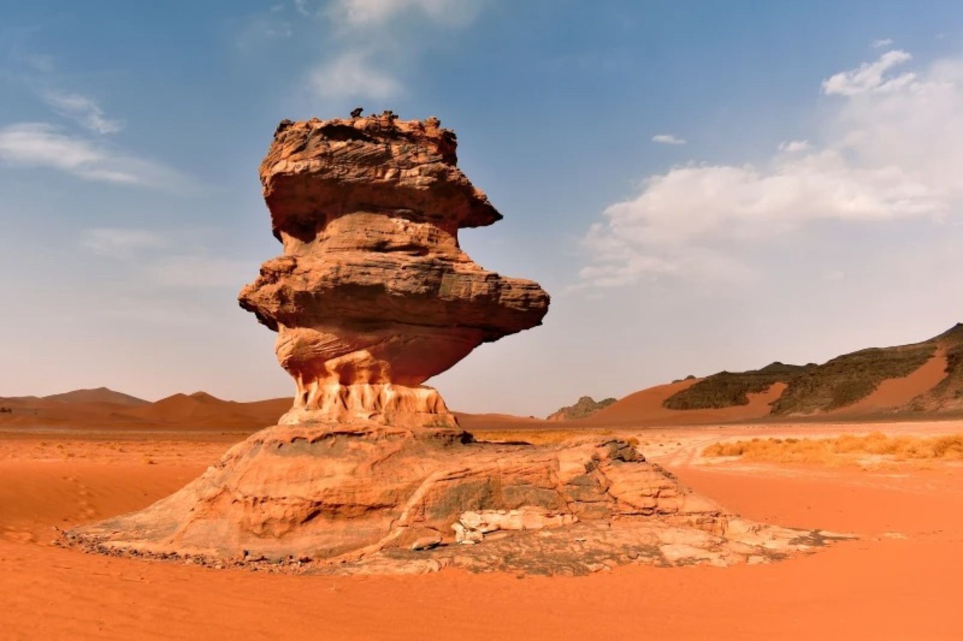 بنای سنگی در پارک ملی تاسیلی نجیر الجزایر 