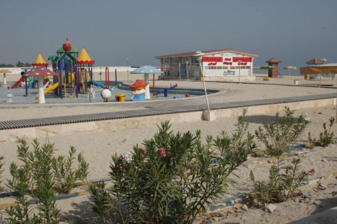 زمین بازی کودکان در پلاژ بانوان کیش