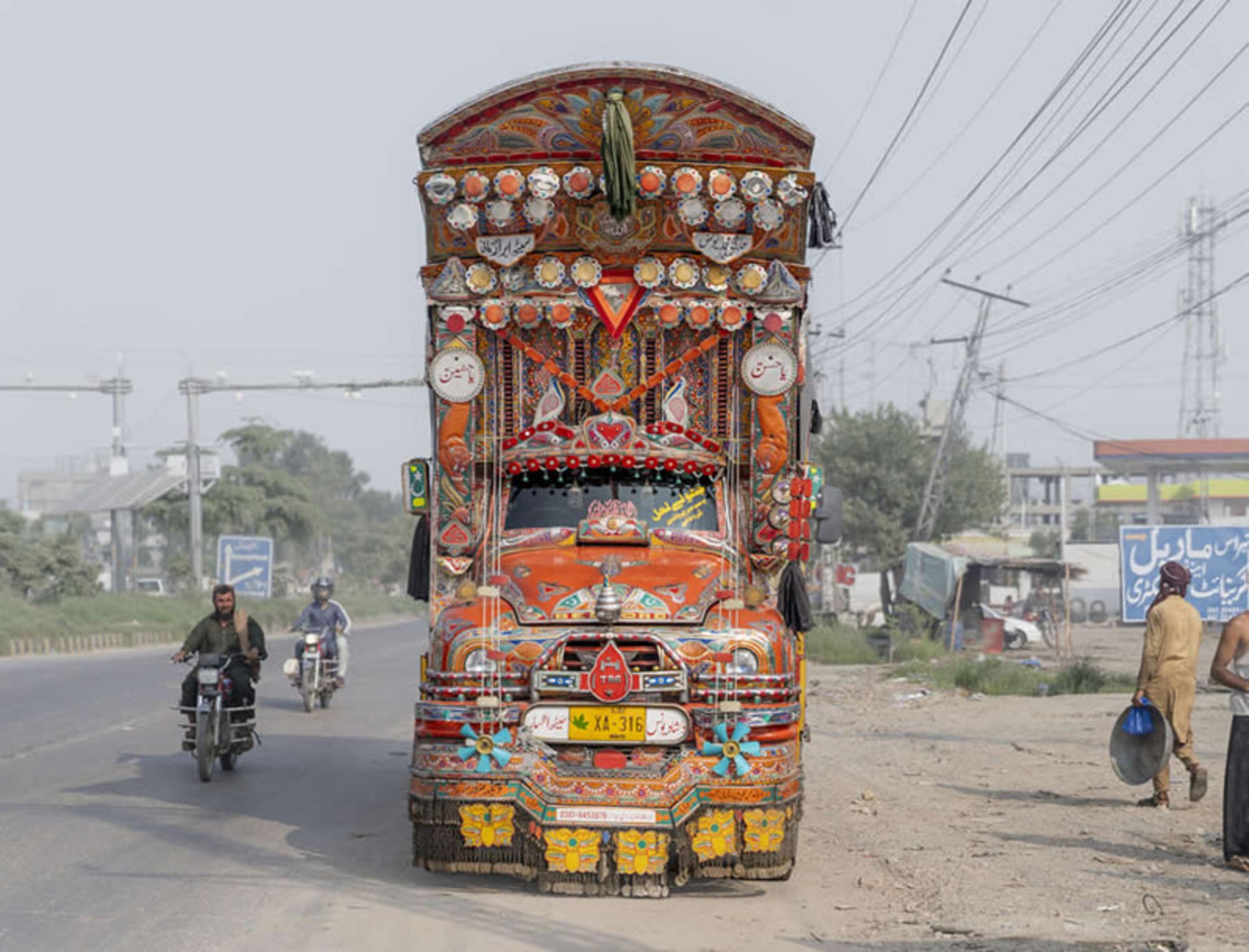 کامیون نقاشی شده در پاکستان