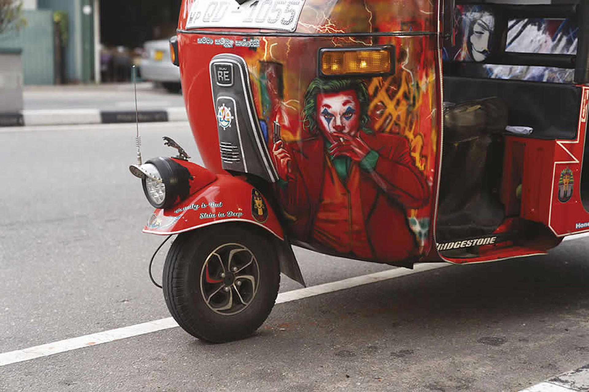 اتو ریکشا با طرح جوکر