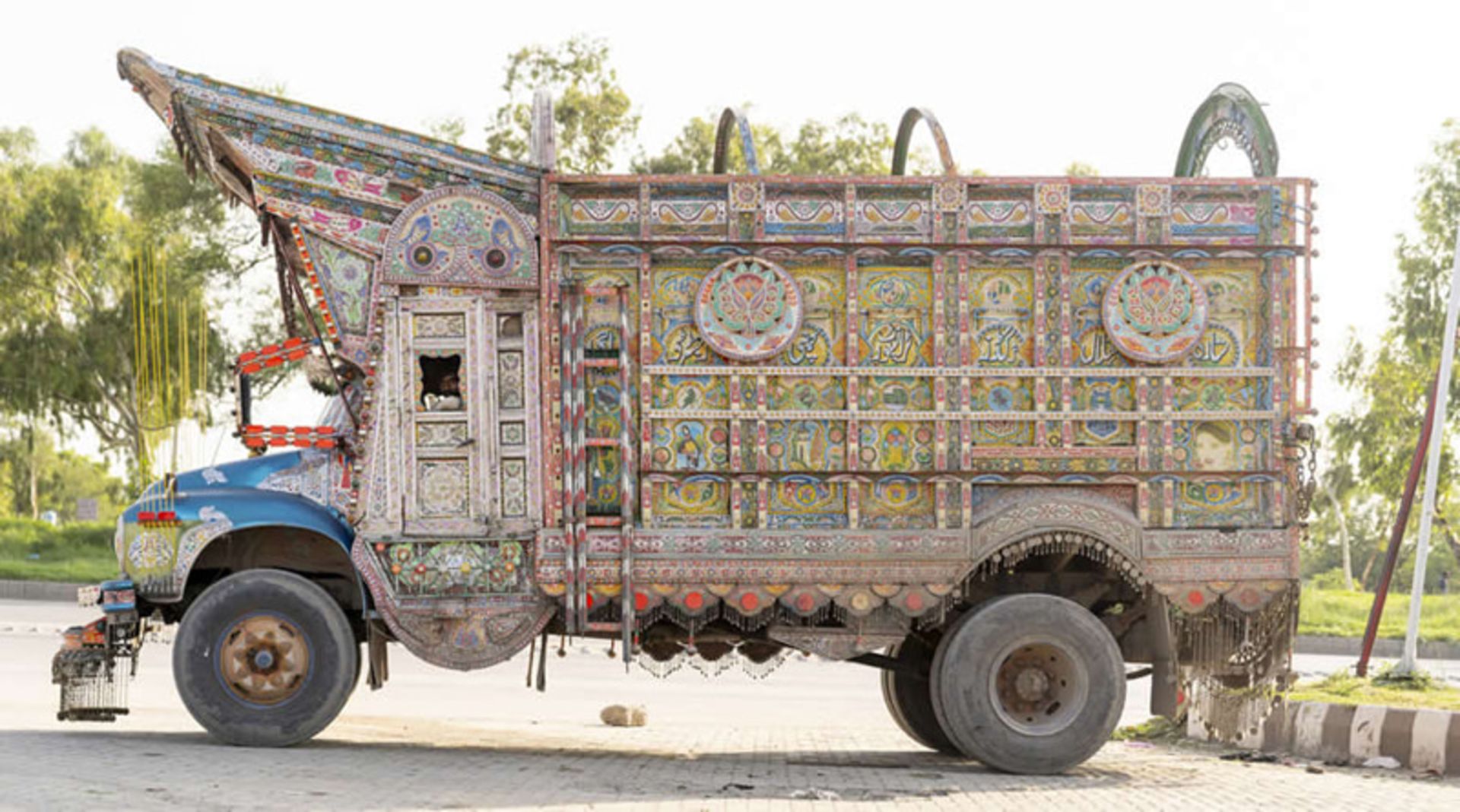 کامیون نقاشی شده در پاکستان