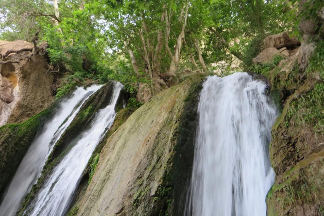آبشار وارک در لرستان