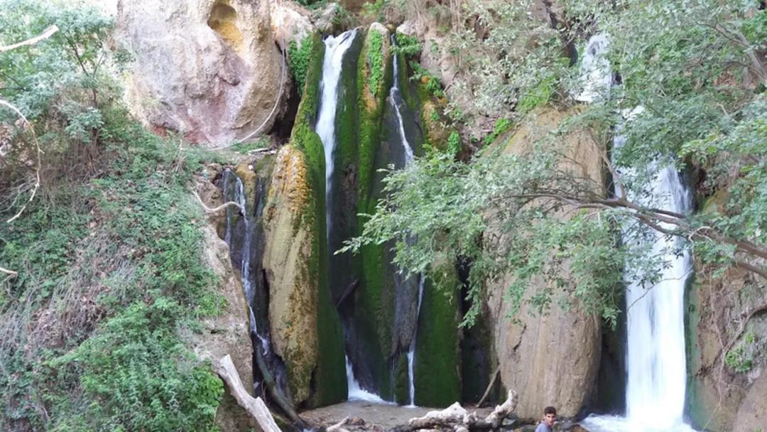 آبشار وارک در لرستان