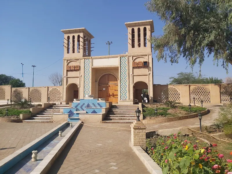 درب ورودی مجموعه گردشگری ریتاج
