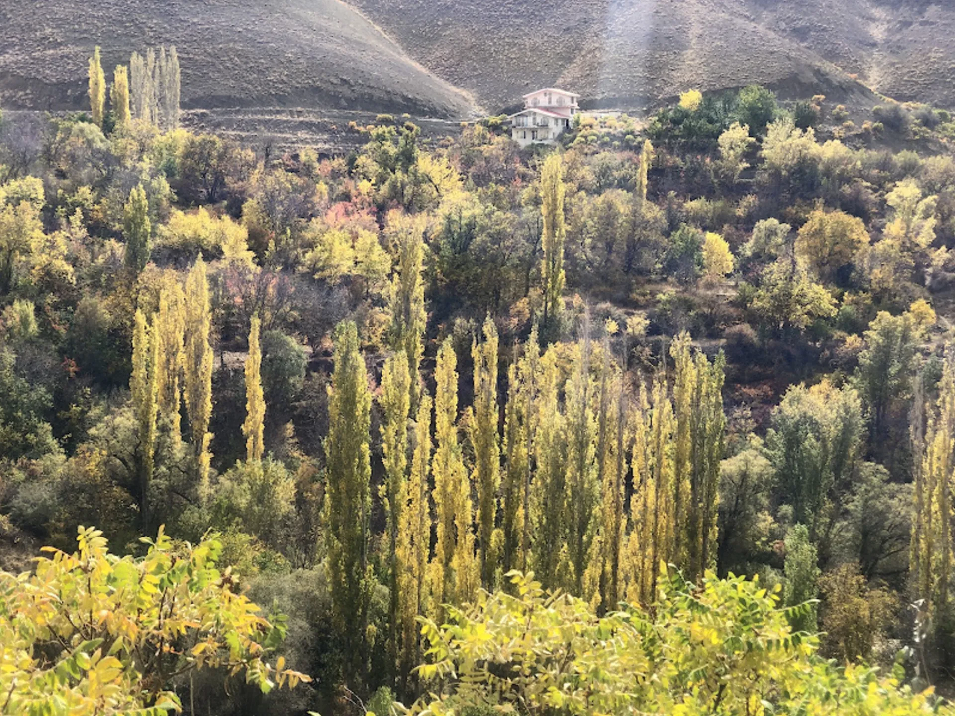 طبیعت پاییزی روستای ارنگه