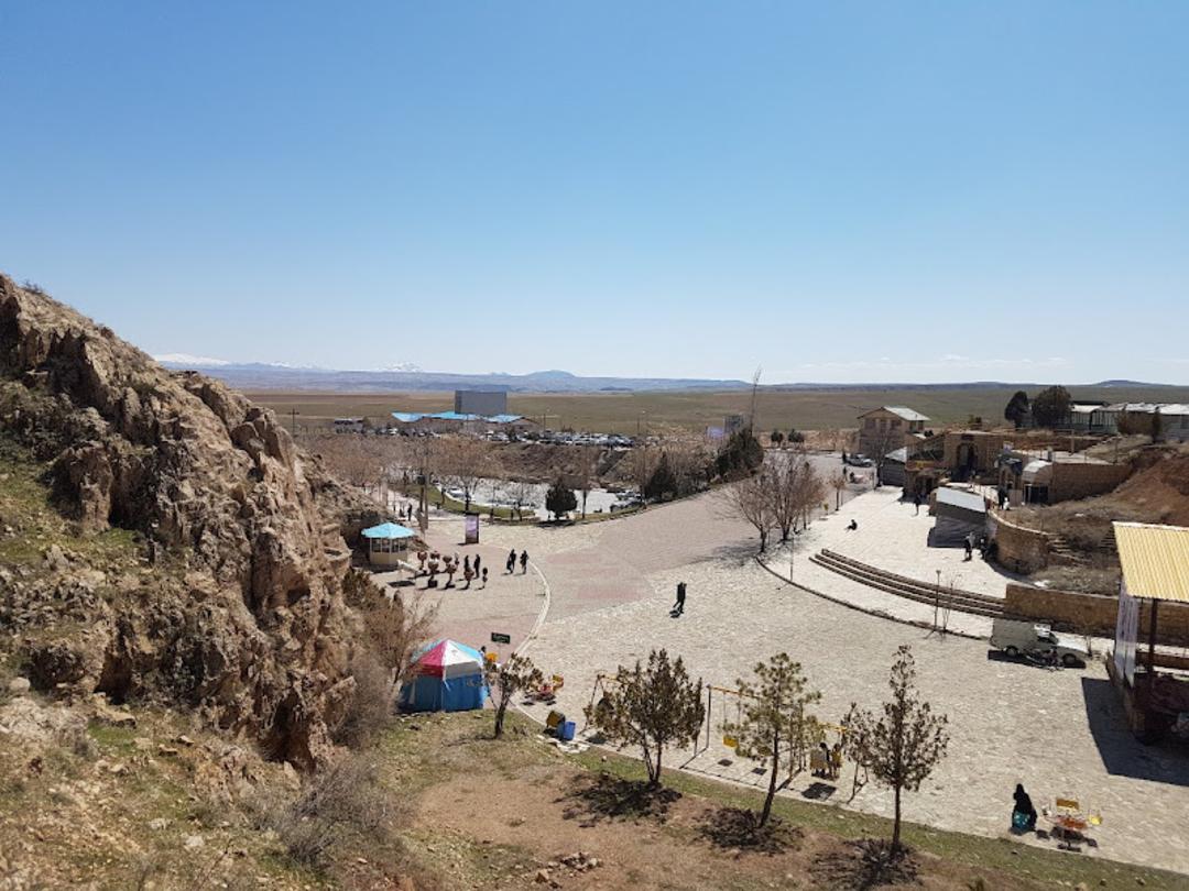 تصویر هوایی از مجموعه گردشگری غار کتله خور