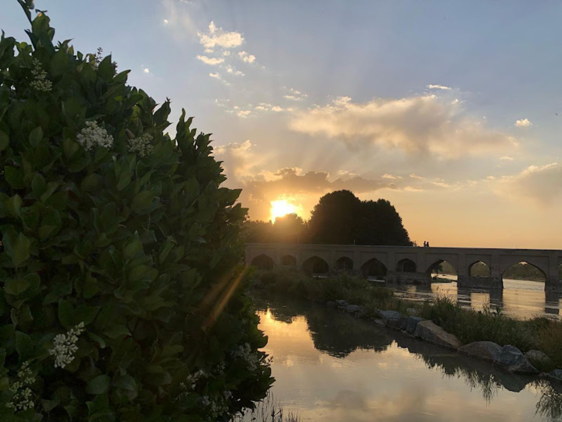 تماشای غروب آفتاب از پل مارنان