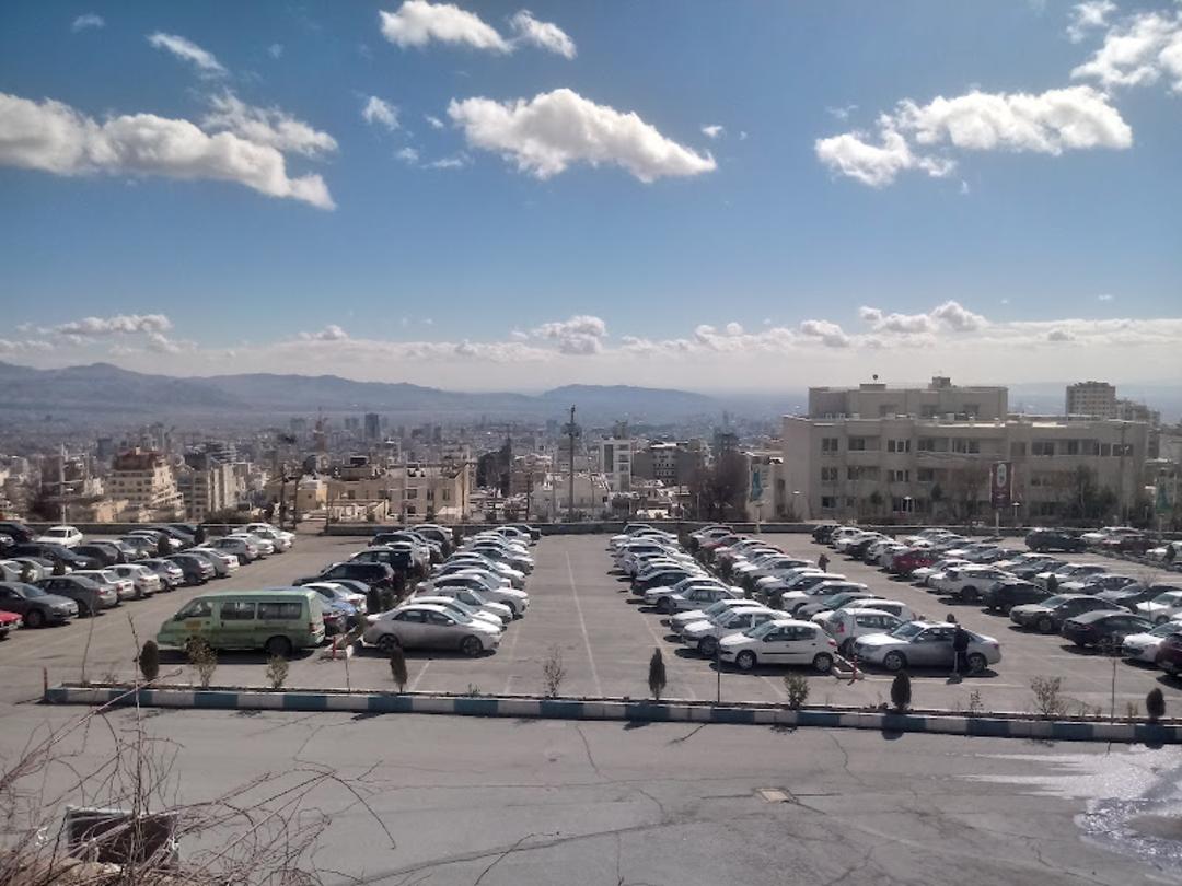 پارکینگ مجموعه تفریحی و ورزشی توچال