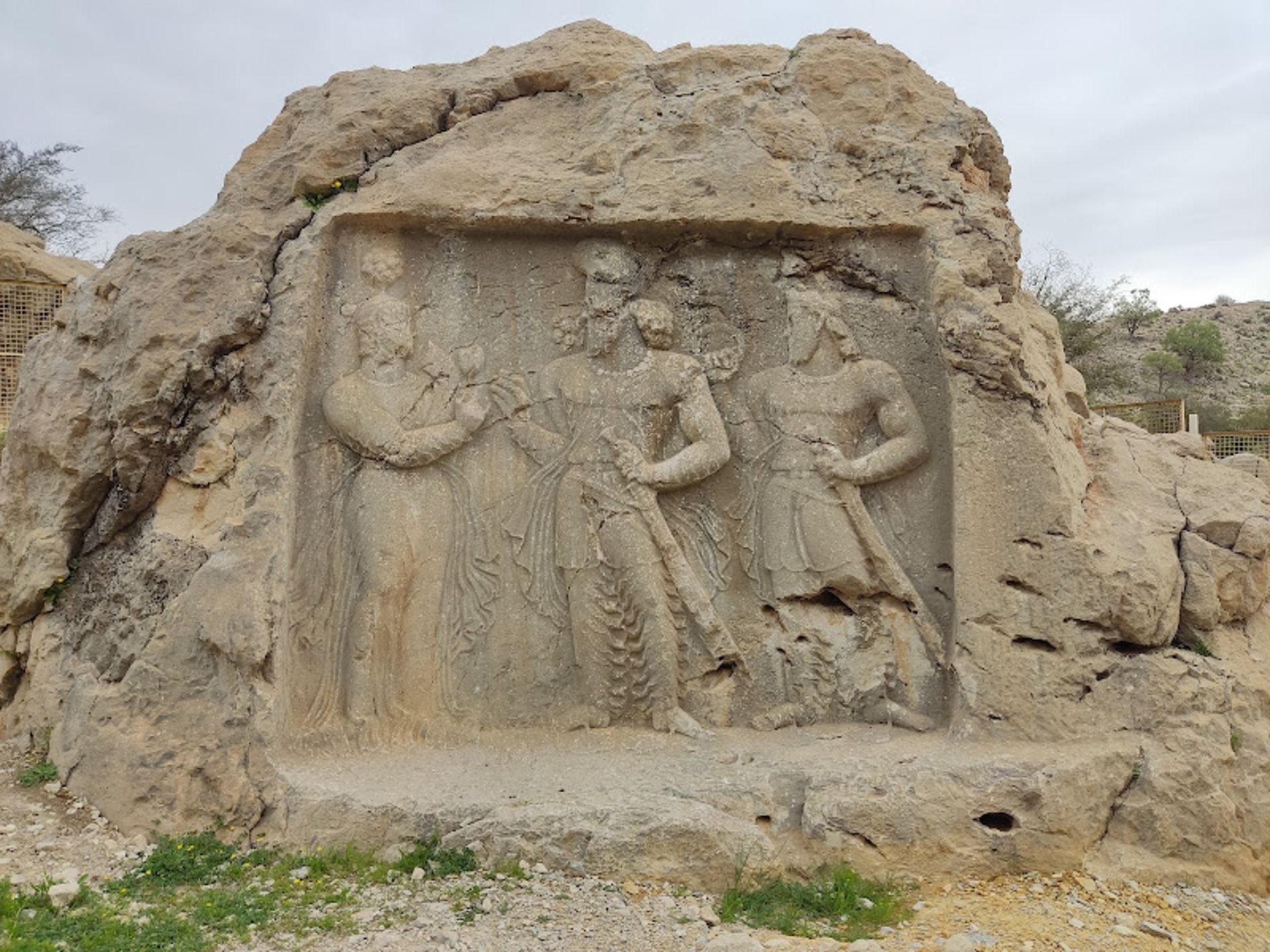 تصاویر زیبای نقش برجسته تنگ قندیل