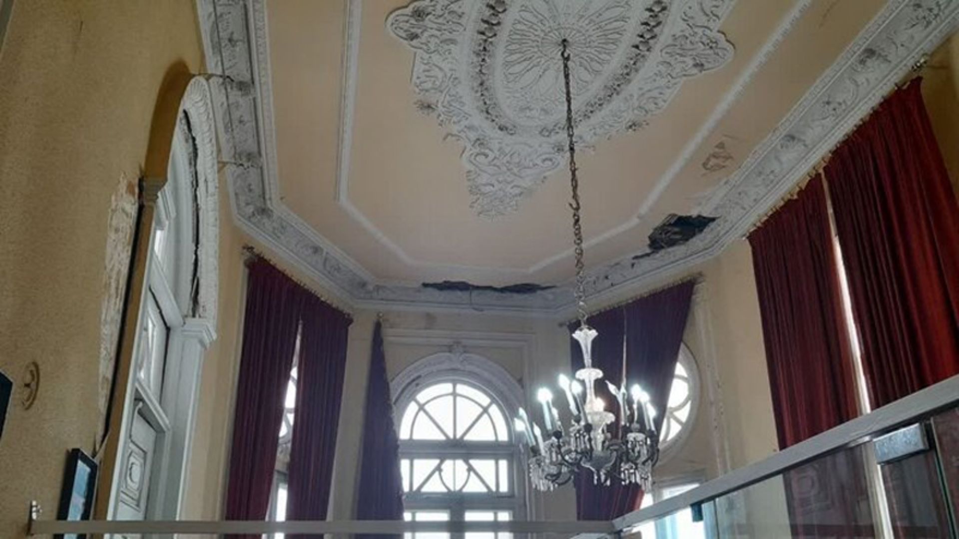 کاخ موزه میان پشته انزلی