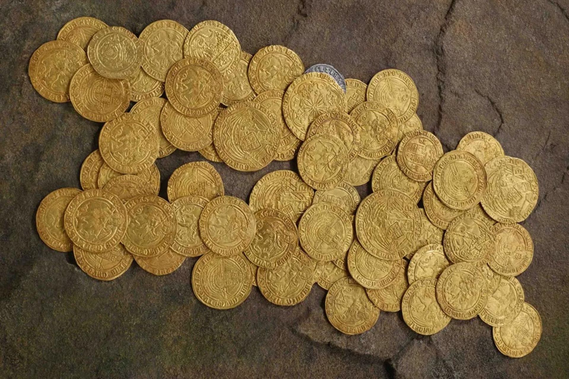 کشف گنج سکه در کرونا